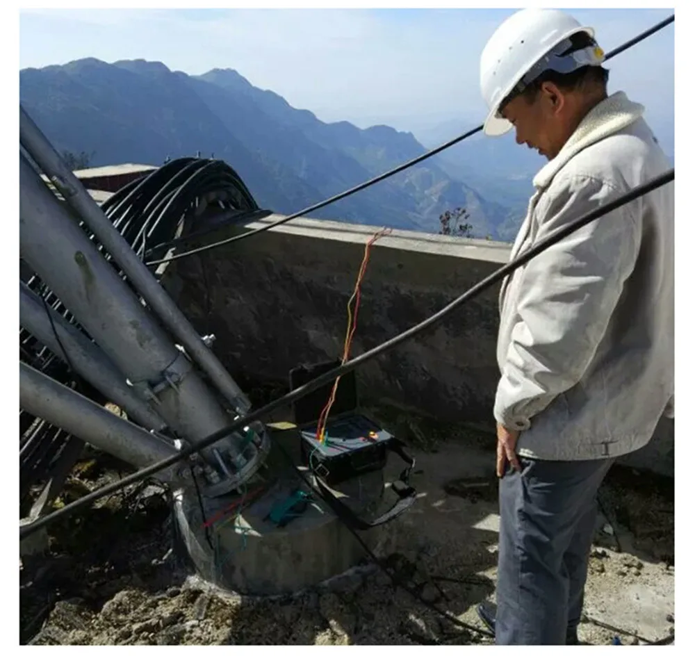 FUZRR Dual-clamp Grounding multifunctional resistance tester double clamp ground soil resistivity resistance test instruments