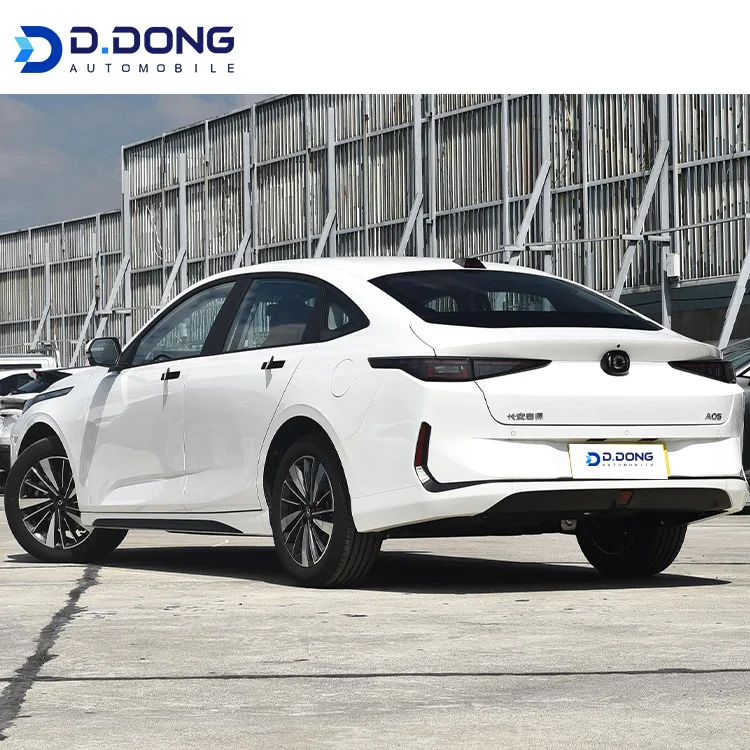 2024 Changan Qiyuan A05 Электромобиль гибридный внедорожник литиевая батарея Новый энергетический автомобиль с левым рулевым управлением