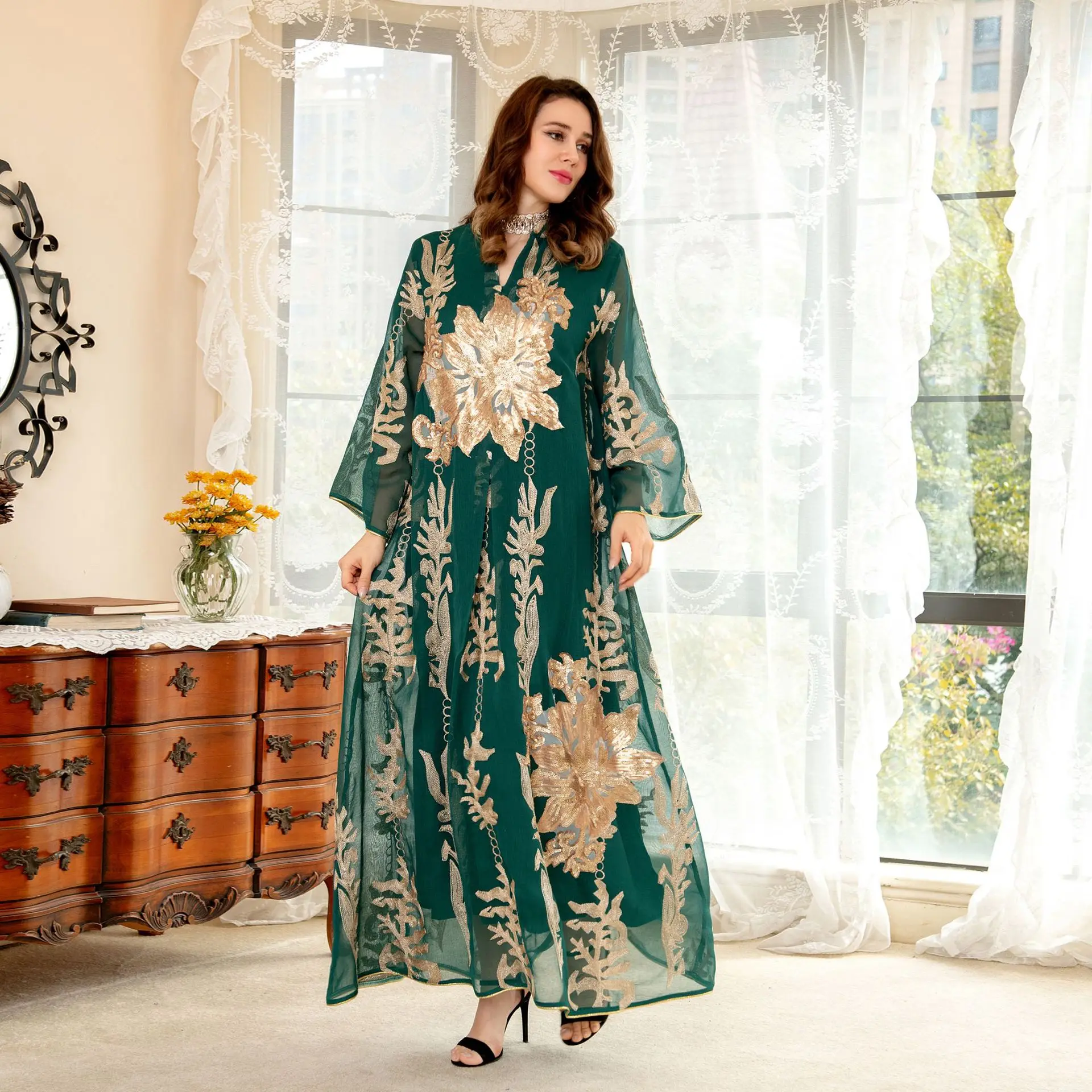 Middle East Abaya Women Muslim Dress Elegant Floral Printing Evening Dresses Long Sleeves Maxi Dress Ladies Abaya Dubai