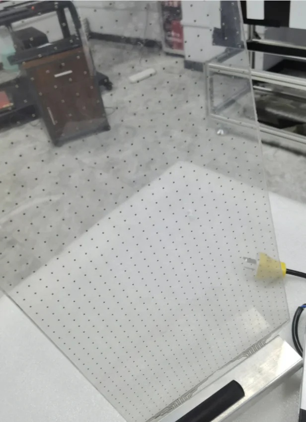 Ultra-thin Qualcomm transparent flexible film LED screen 95% transparency flexible film LED screen