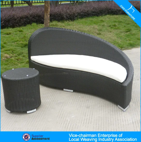New design outdoor rattan garden Furniture yin yang sofa bed