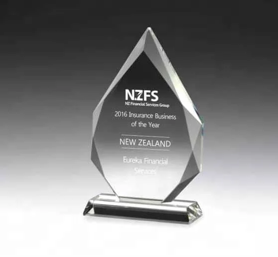 MH-JB087New Design Trophy Award Crystal Custom Logo Trophy Crystal Glass Plaque