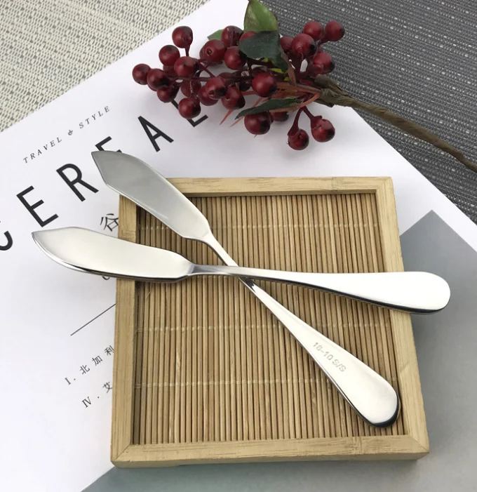 Custom Made Stainless Steel Cheese Spreaders Butter Knife Reusable Condiments Knives Classic Design Multi Colour Mirror Polished