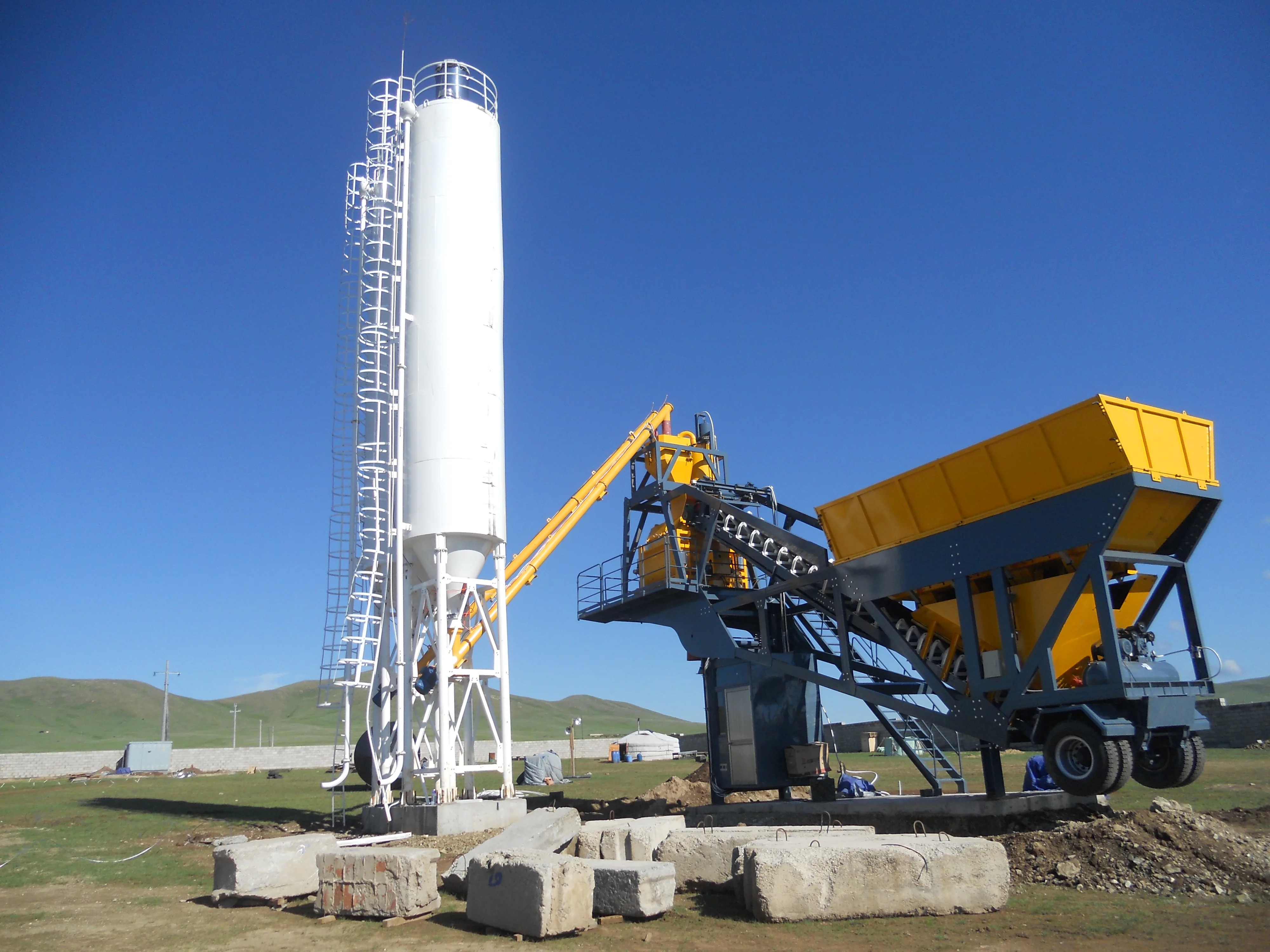 Economy type CBP60M mobile mixing concrete machinery concrete batching plant prices for sale