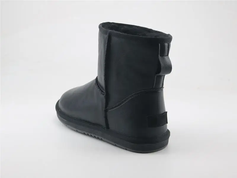 Shiny leather snow boots