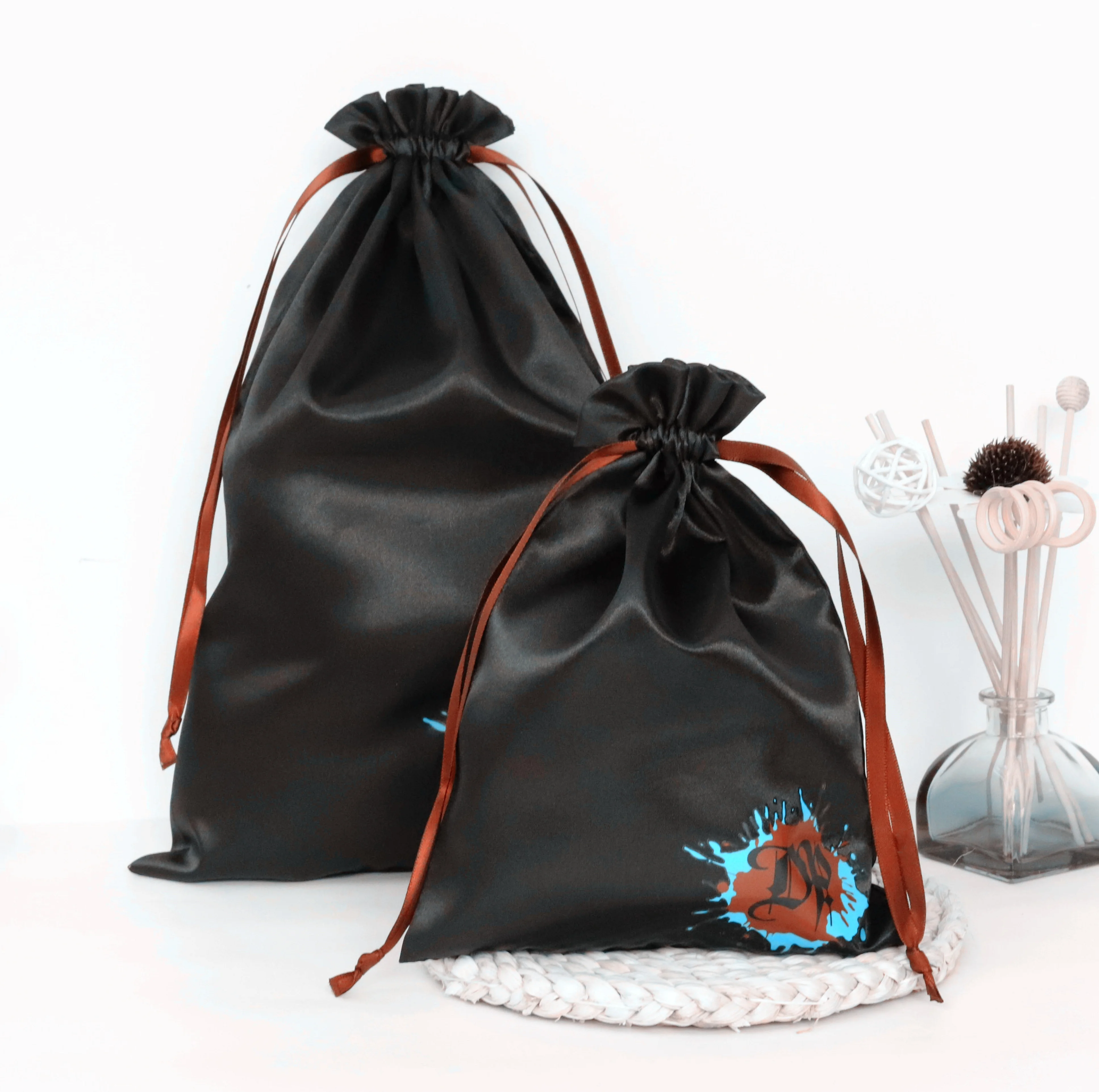 luxury wig hair bundles packaging satin dust bag jewelry clothing shoe silk package pouch custom drawstring satin bag with logo