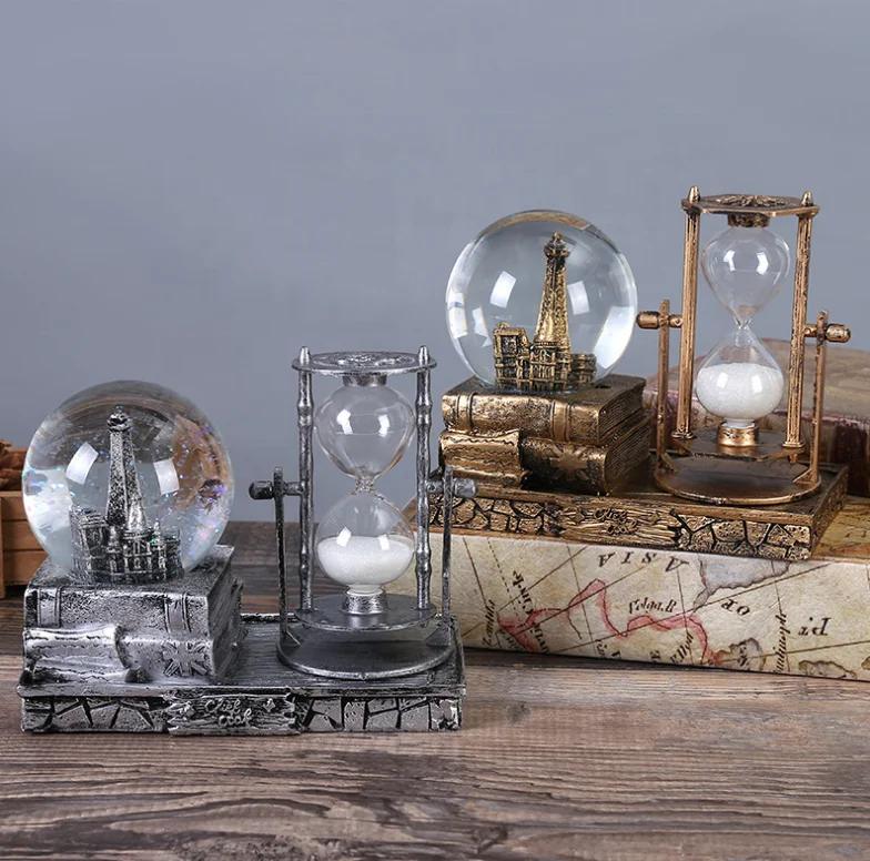 Hot sales in Europe and America resin arts and crafts sets for kids of Eiffel tower crystal ball hourglass sand timer