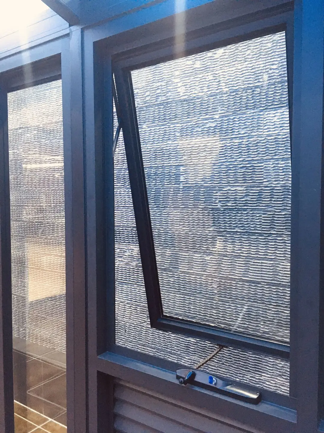 Australian Standard AS2207 Window Matt Black Aluminum double tempered Awning Window with Doric Winder Chain Lock