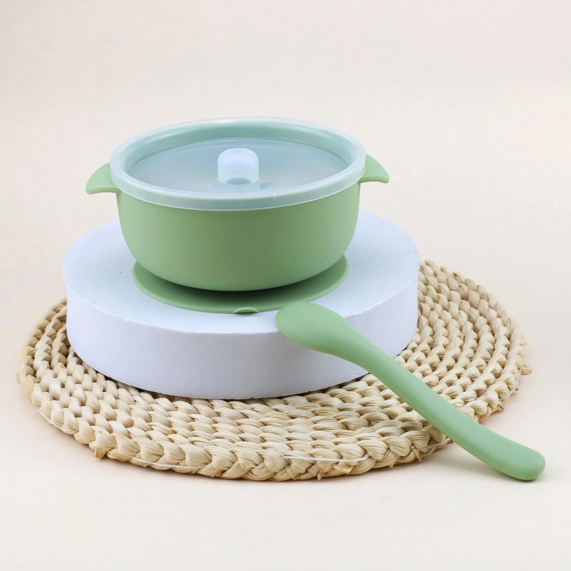 Silicone Unbreakable Baby Bowl With Lid Suction Toddler Feeding Silicone Feeding Bowl For Microwave Oven with Sucker