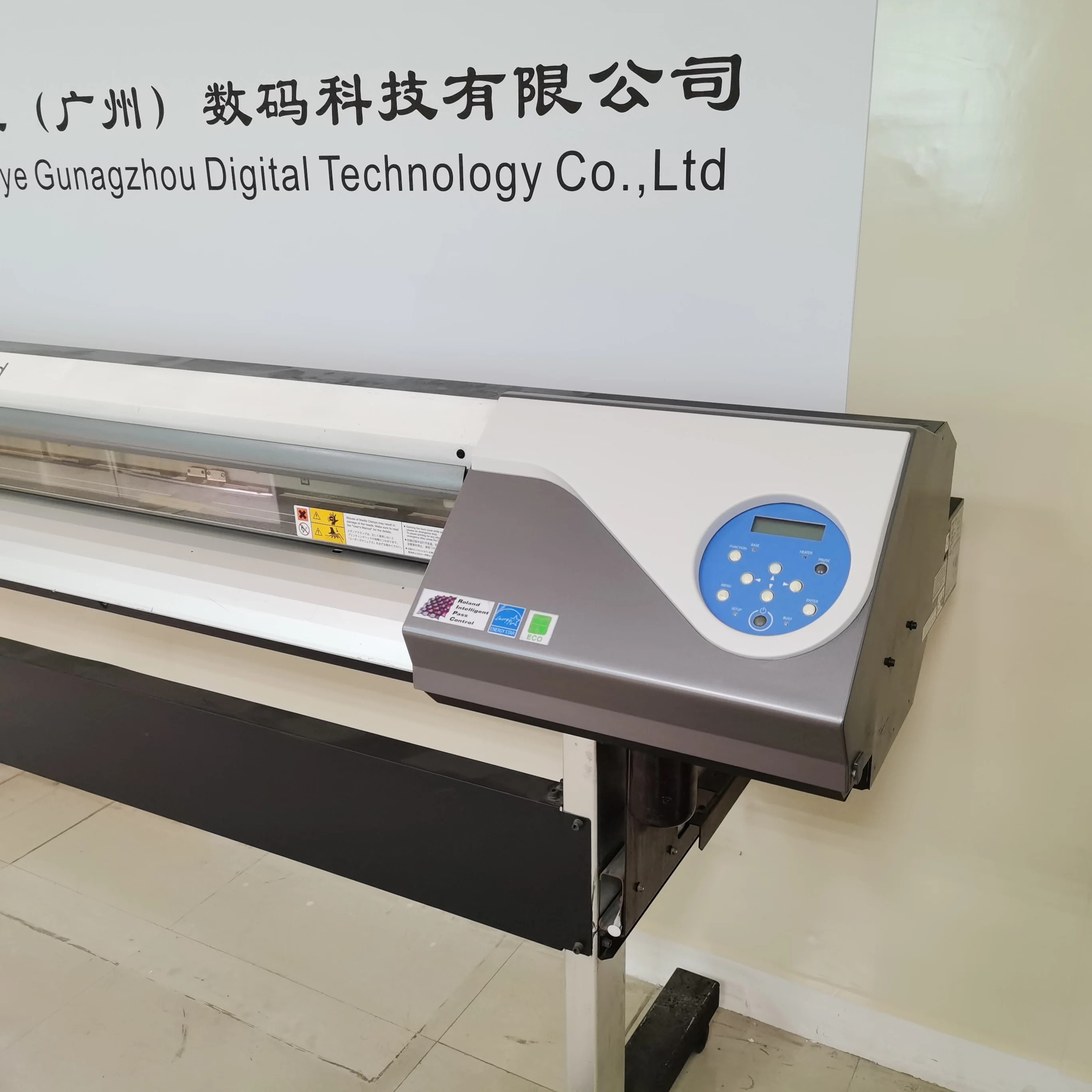 vinyl printing machine  Used roland Versa express  Re640  with good conditions for machine labeling printer