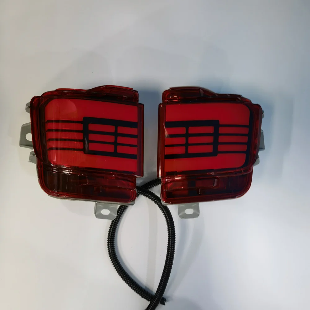 Red rear light for LAND CRUISER 200 Car Accessories Rear Bumper Light Fog Lamp   LC200 2016 2020  Rear bar Fog light FJ200