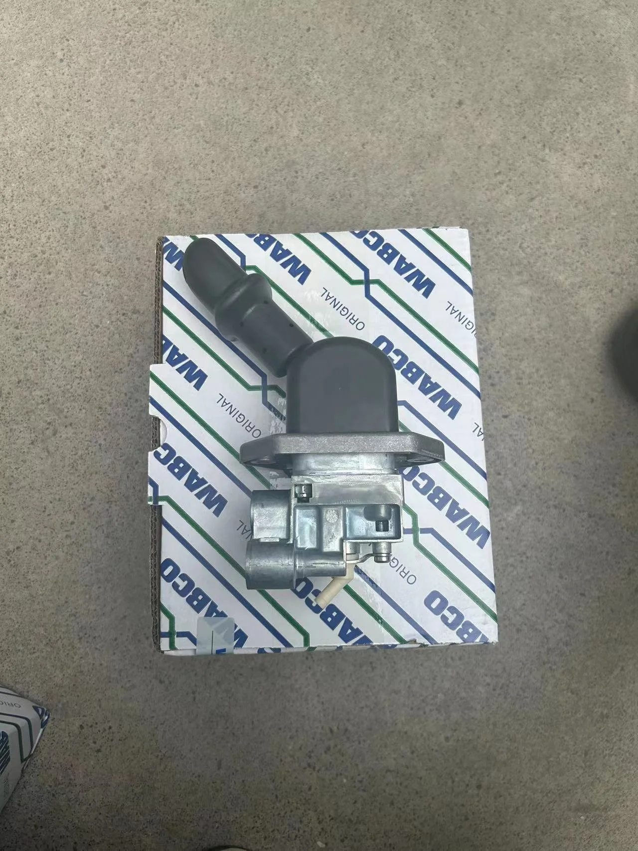 WABCO 9617230400 ручной тормозной клапан 7420763929 20763929 V-OLVO S-CANIA DAF европейские запчасти для грузовиков