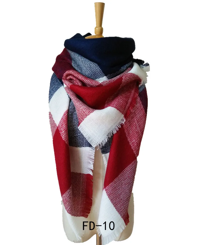 Wholesale 2020 hot selling women warm scarf knitted acrylic  140 x 140 cm square  winter women scarf