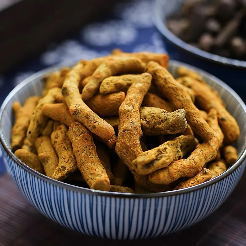 Полностью высушенная куркума для специй и