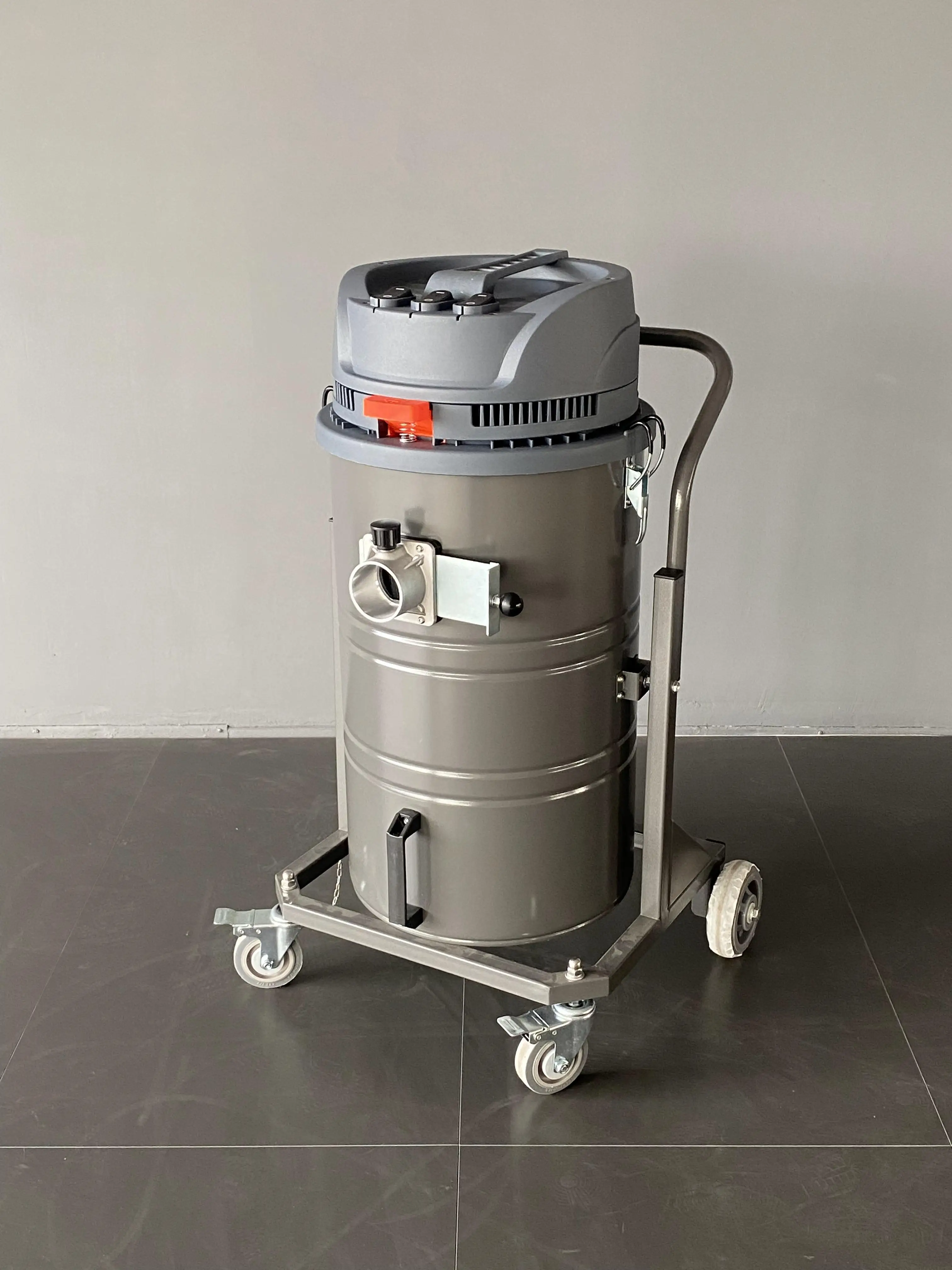 Industrial 220V Single-Phase Vacuum Cleaner with 3 Motors 80L Wet and Dry Capacity