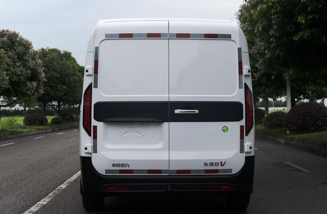 SINOTRUK VGV мини-5/7 пассажирский фургон интернационализированный городской логистический MT версия 3 места грузовой