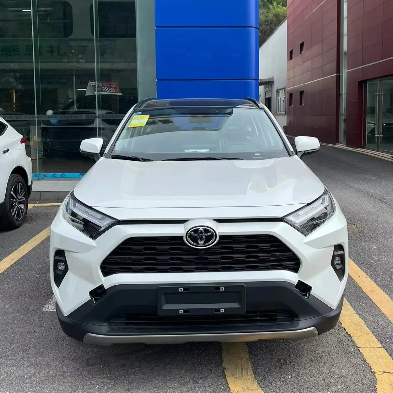 2024 toyota rav4 rongfang Популярная мода Городской внедорожник 2.0l cvt 4wd бензиновый Гибридный 180 км/ч быстрая скорость 5 дверей мест rav 4