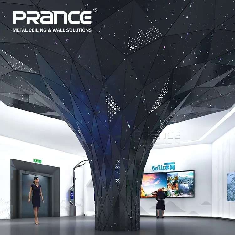 Индивидуальная треугольная алюминиевая твердая панель, декоративная внутренняя металлическая стойка