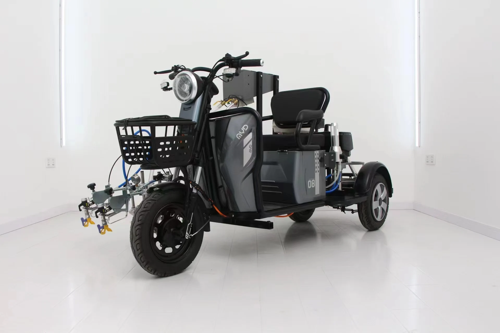 New Automatic Cold Paint Road Line Marker Machine High Efficiency Road Marking Equipment with Core Pump and Engine Components