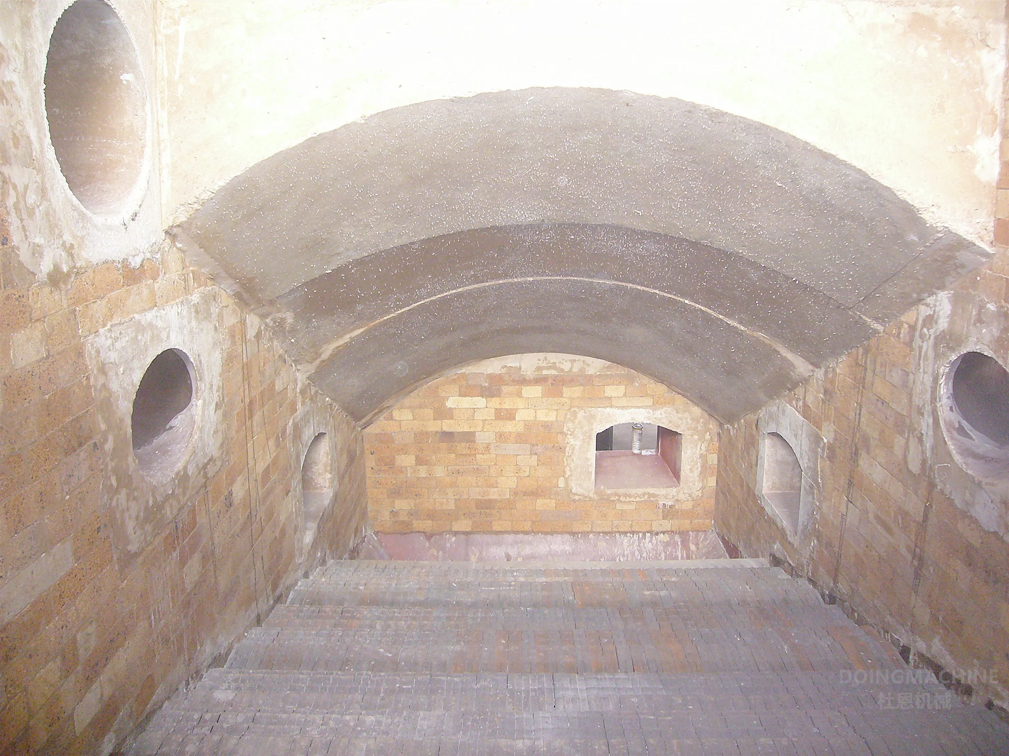 Industrial reciprocating grate biomass wood fired hot air generator