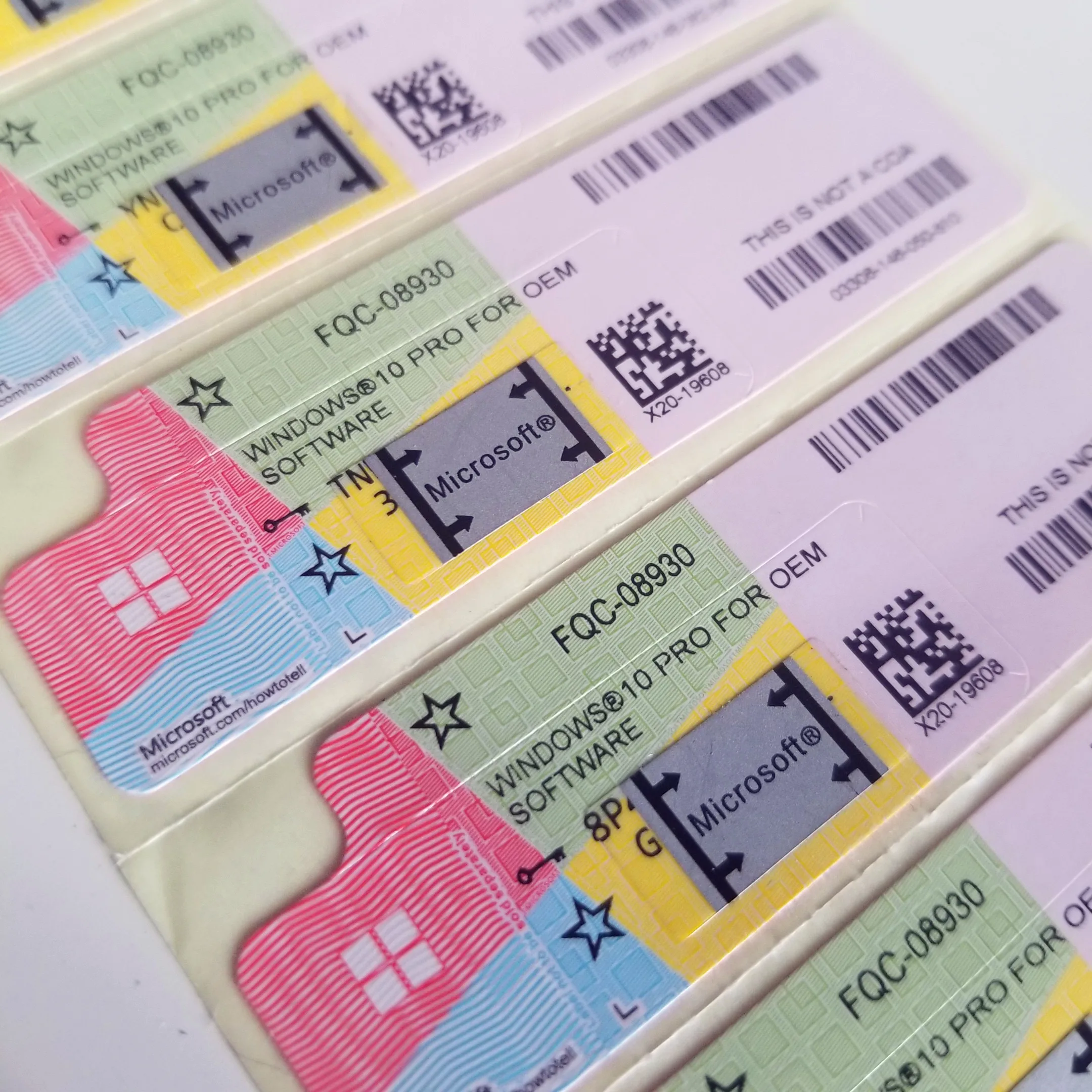 High Quality Window 10 Professinal Key Code Win 10 Pro 32/64Bit COA sticker with scratch