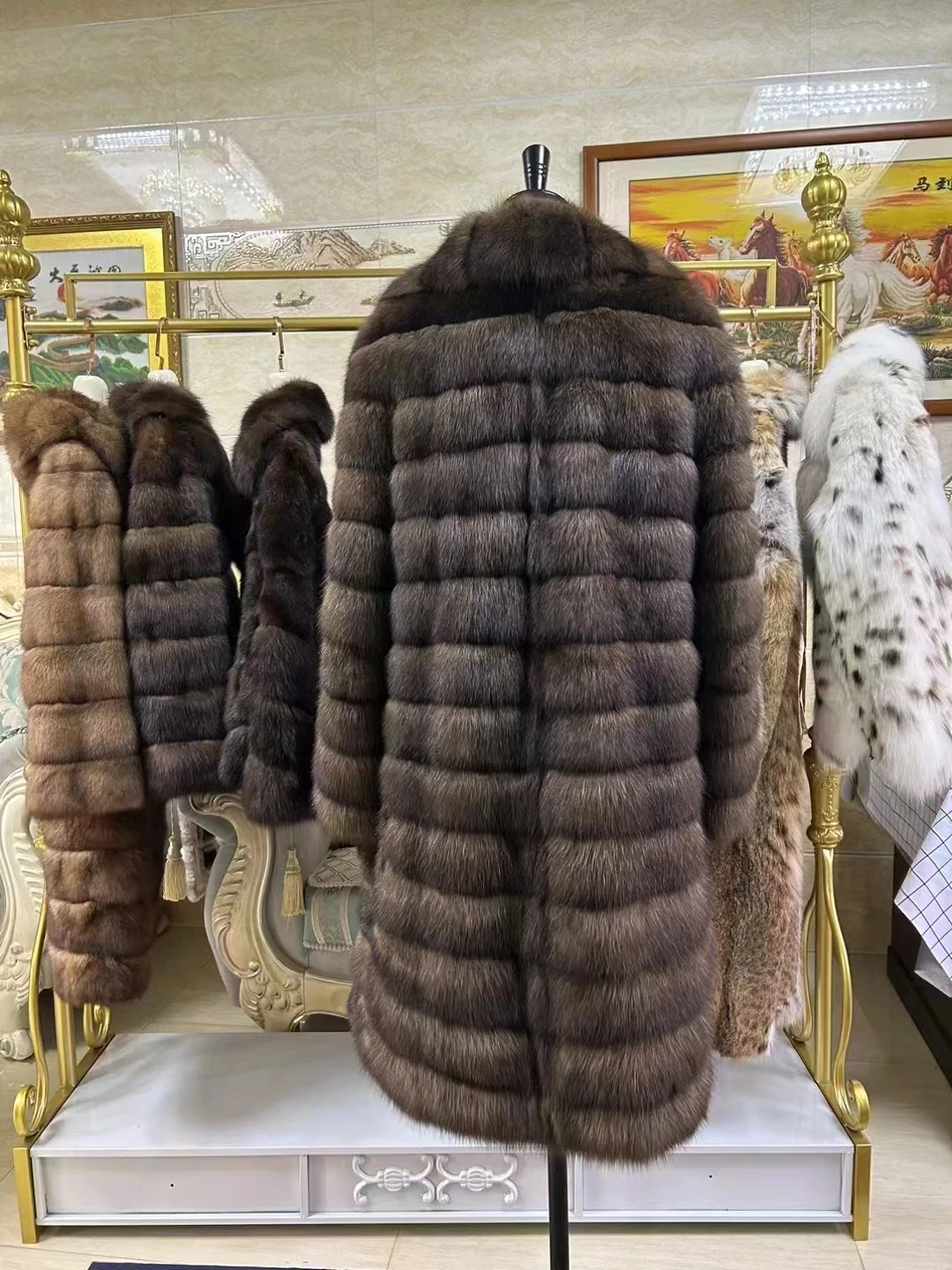 Super  High Quality  Real Fur Coat With Bigger Collar  Winter fur coat   Original Luxury  Fur Jacket