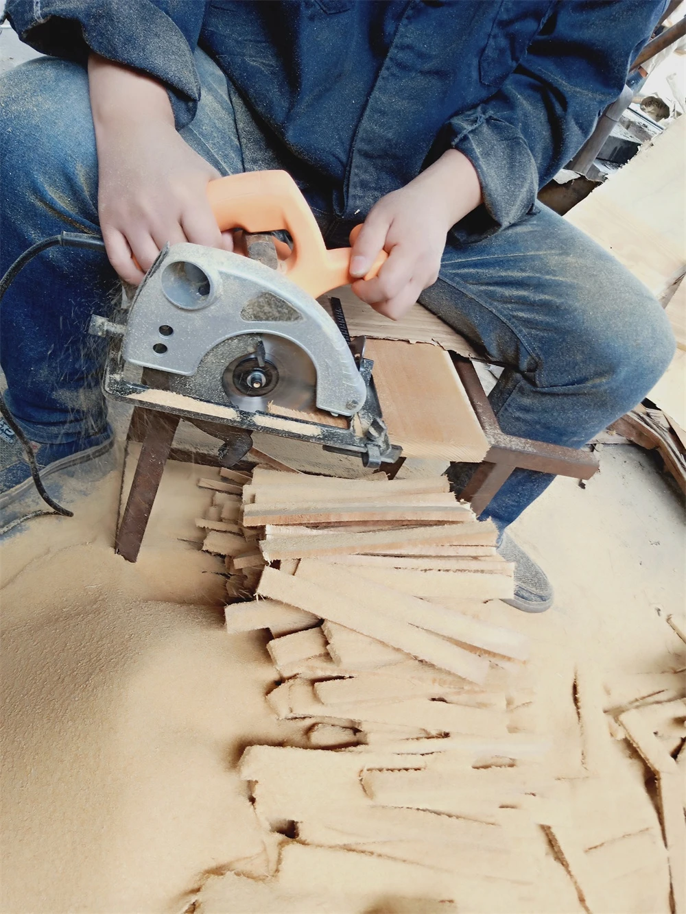 Electric Power Tool Mini Circular Saw  Blade 140mm Power 900w M1Y-XG01-140