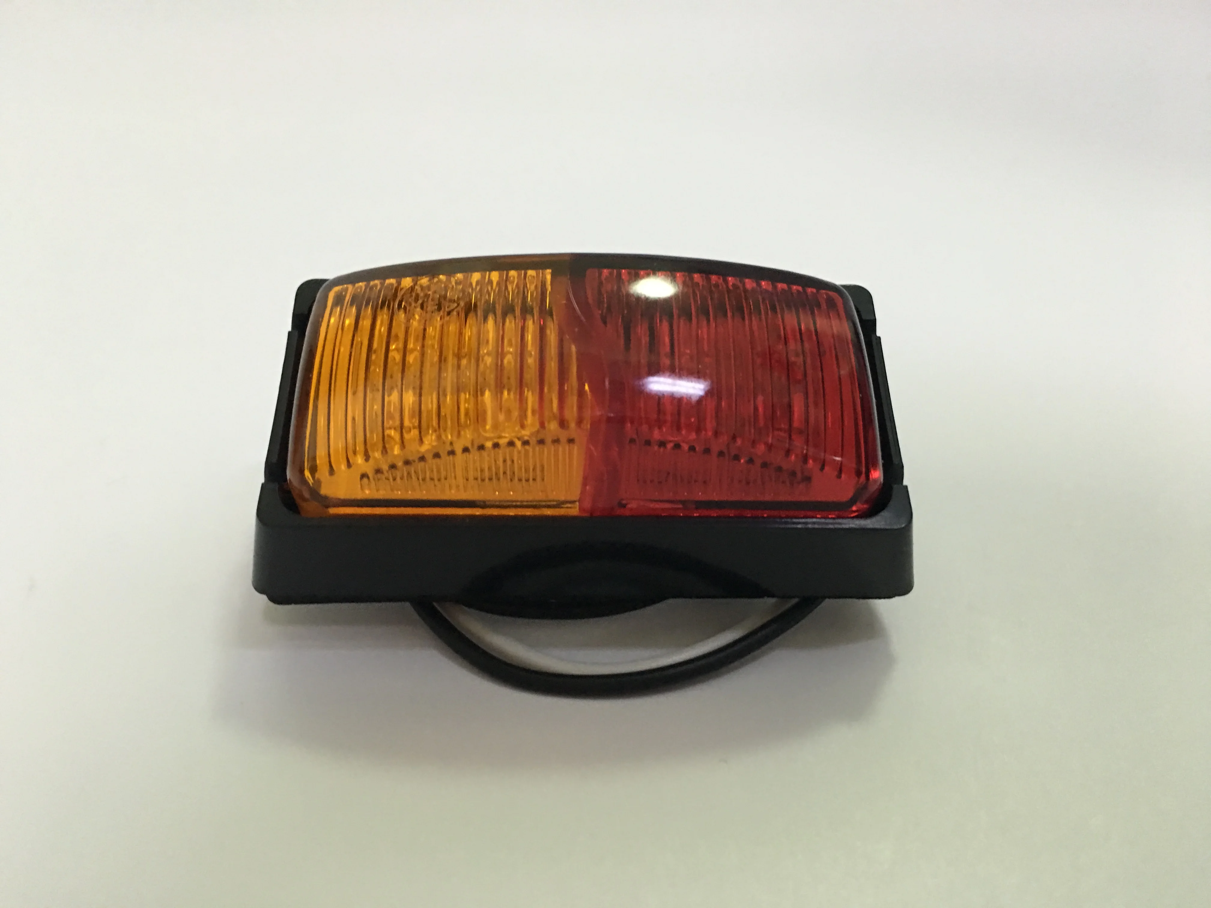 10-30v E-mark Amber Red 8leds Warning Turn Indicators Side Marker Lights For Auto Truck Boat Tractor