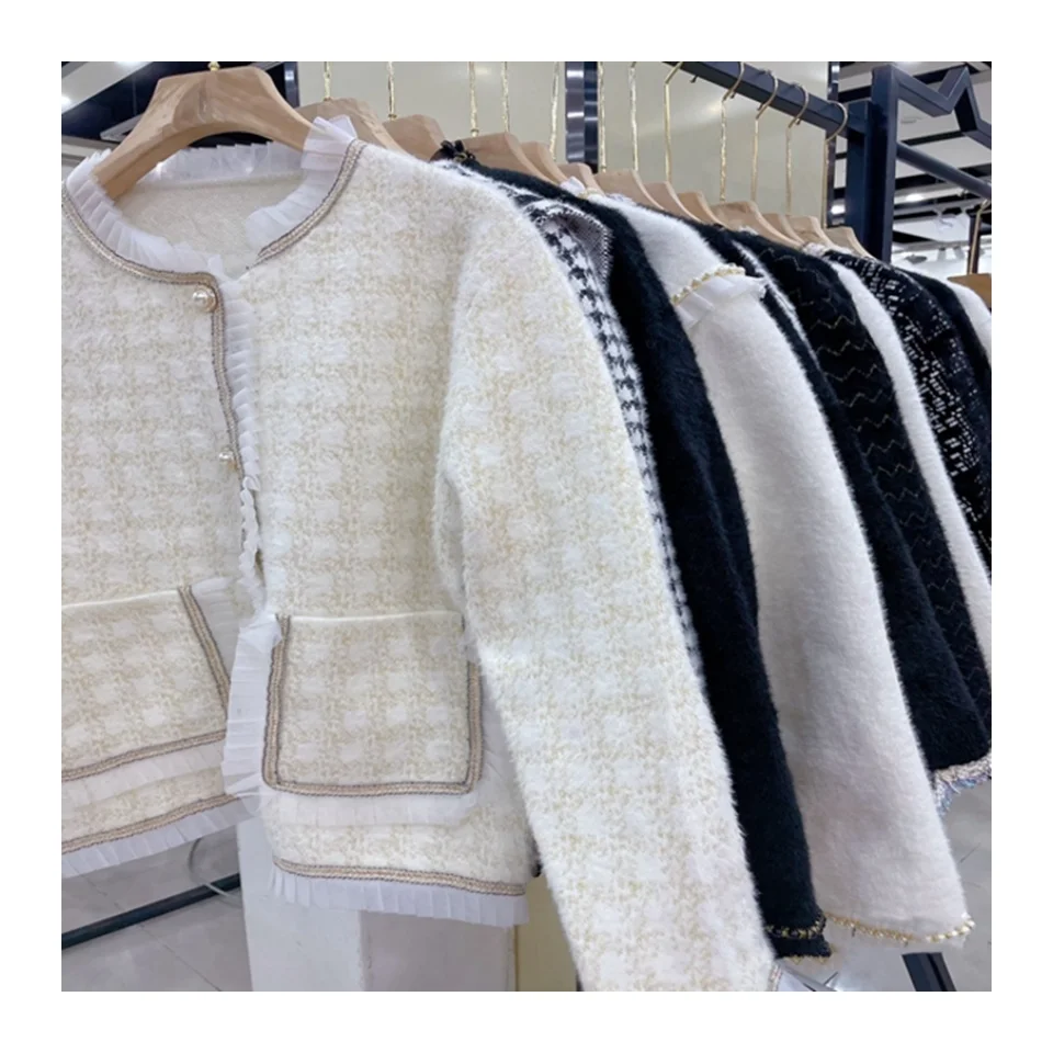 Brand New Cheap Clothes Bales Warm Ladies Coat Vendor High Quality Beautiful Clothes