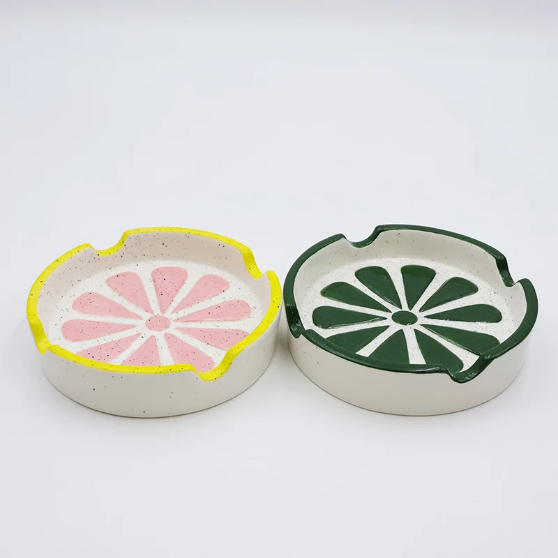 Wholesale Home and outdoor Decor New minimalist design style ash trays Custom ceramic green oranges Cigar ashtrays
