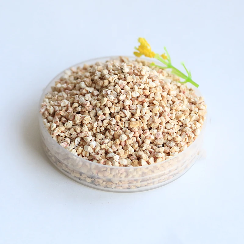 Crushed Corn Cob with Low Price for Animal Feeding /mushroom Corn Cob Granules