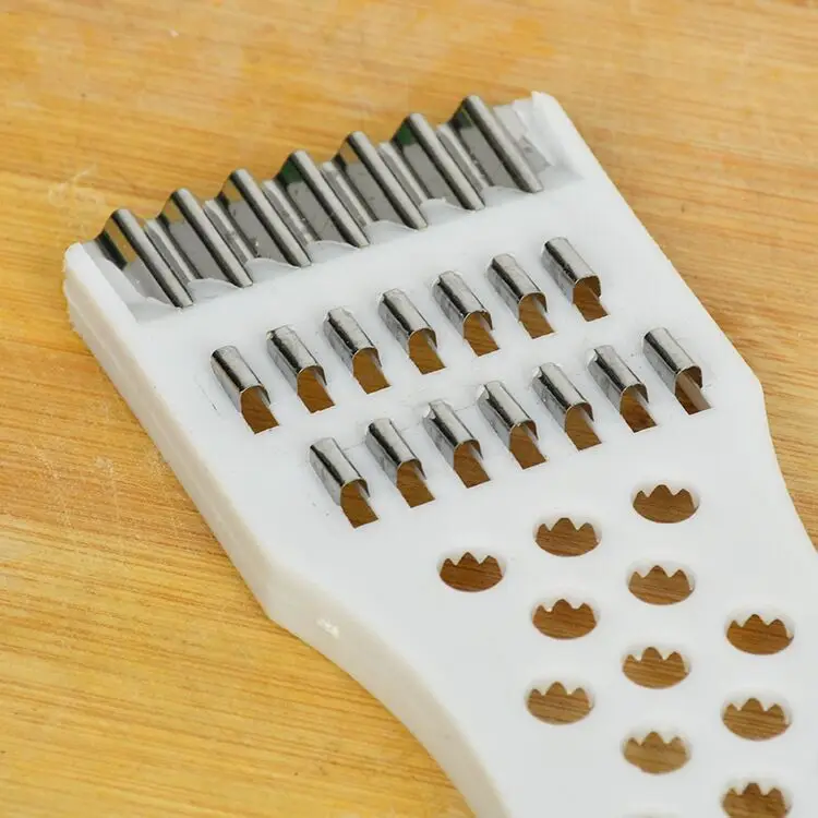 Kitchen Multifunctional stainless steel peeler potato graters in stock