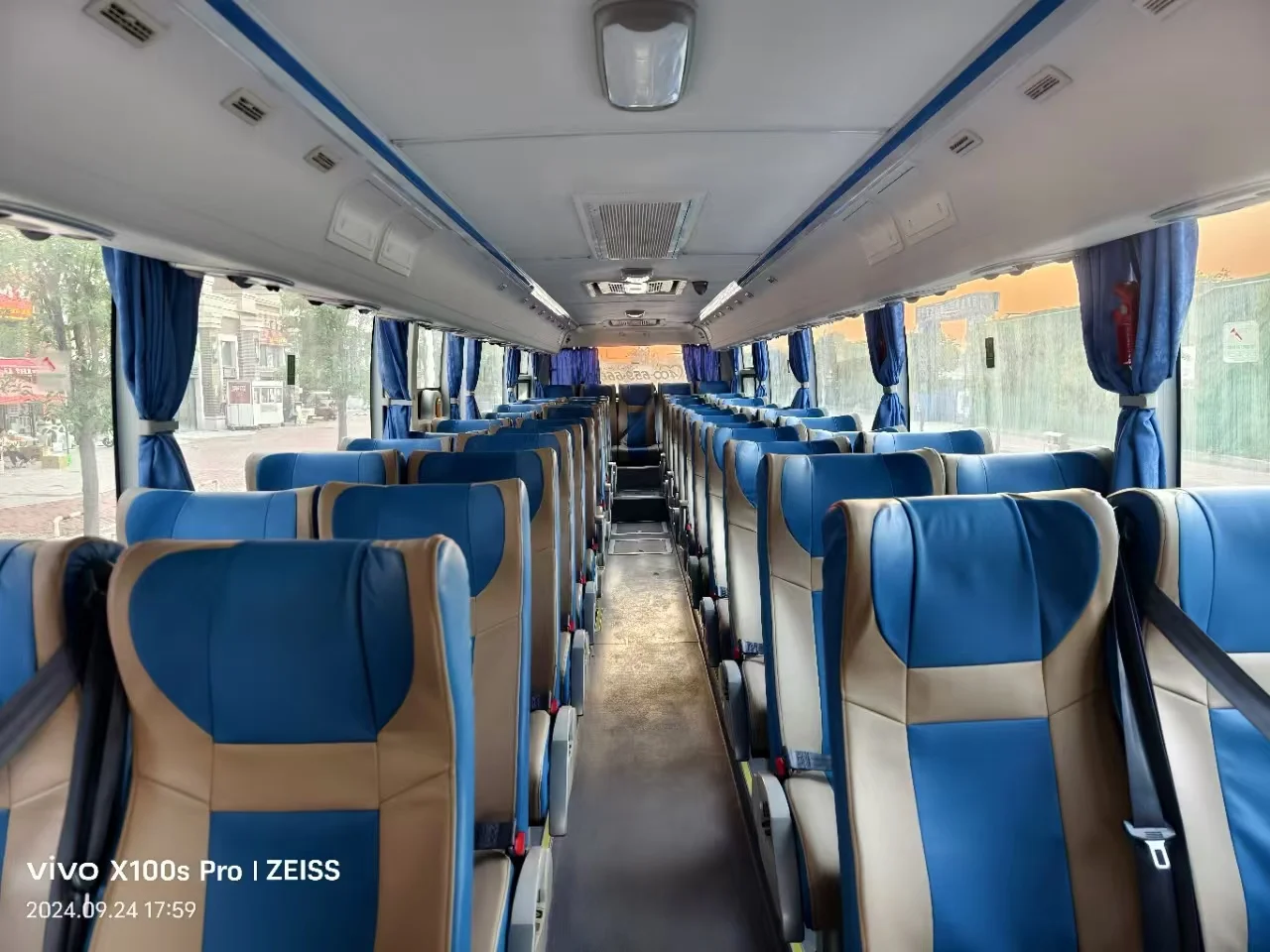 2019 год Vip автобус для продажи Zk6119 50 Seatsright Hand Drive Bus Youtong класса люкс