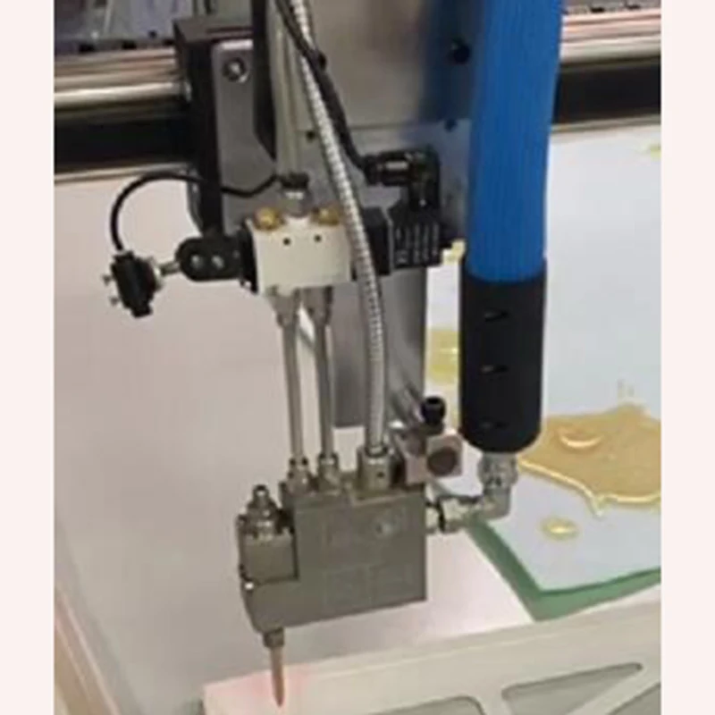 Custom Made Automatic Hot Melt Glue Dispenser Nozzle For Car Lamp