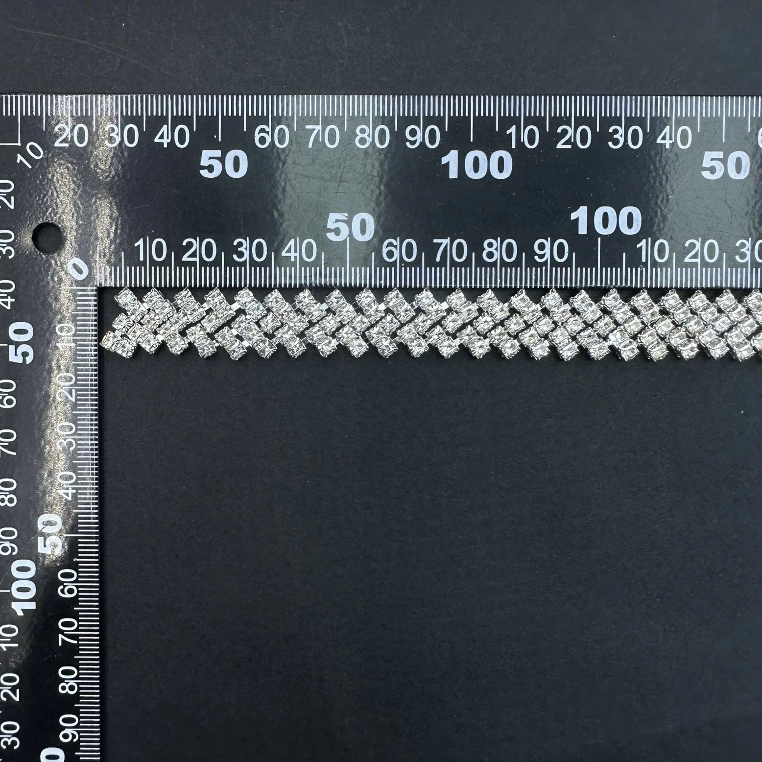 Spot wholesale Five rows claw drills sideling 5 lines Crystal Rhinestone chains clear Black Gleaming Ribbon Applique Bridal