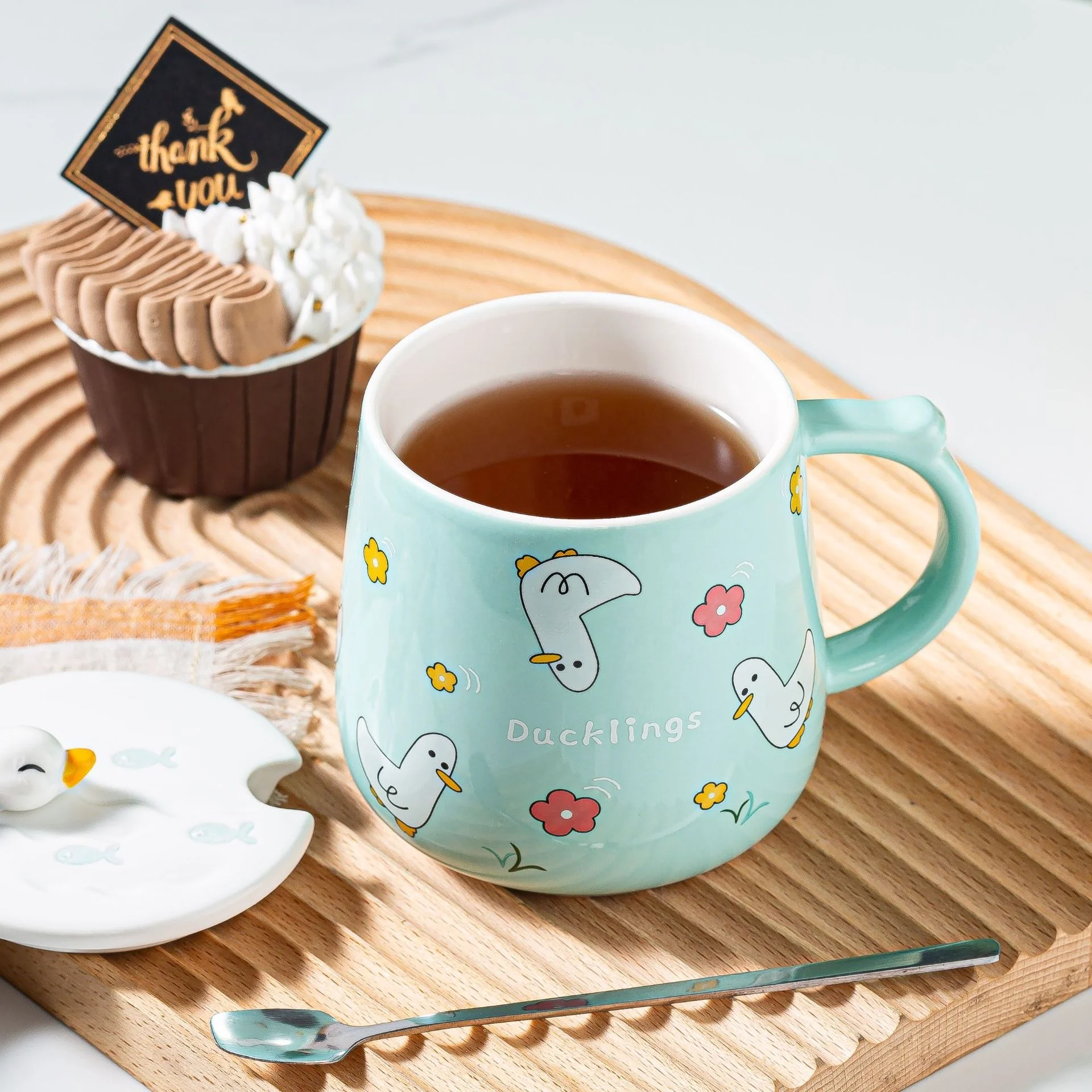 Hot Selling Cute Lovely Chinese Lazy Duck Ceramic Coffee Ducky mugs cups with Lid And Spoon