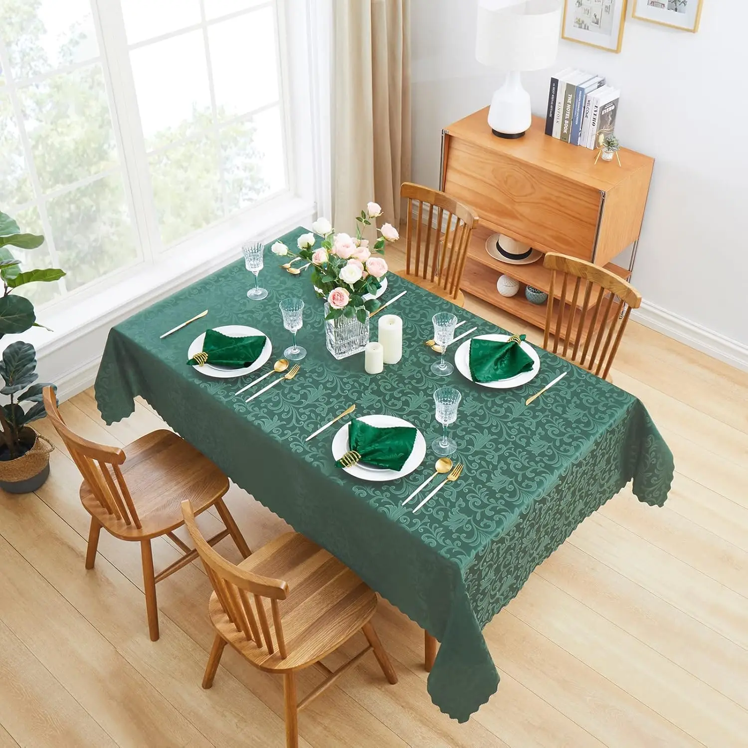 Satin Napkins 17x17 Inch Square Jacquard Silky Satin Table Cloth Napkins for Wedding Banquet Party Restaurant Dinner Decoration