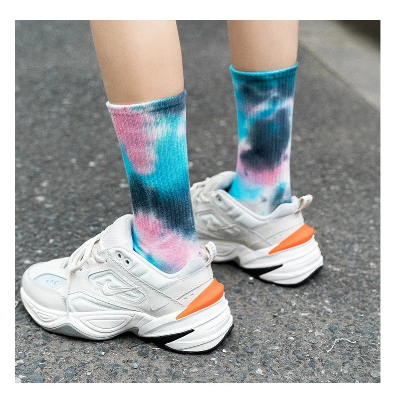 Accept Custom Embroidery Tie Dye Sports Skateboard Fashion Jacquard Cotton Crew Socks for Men and Women