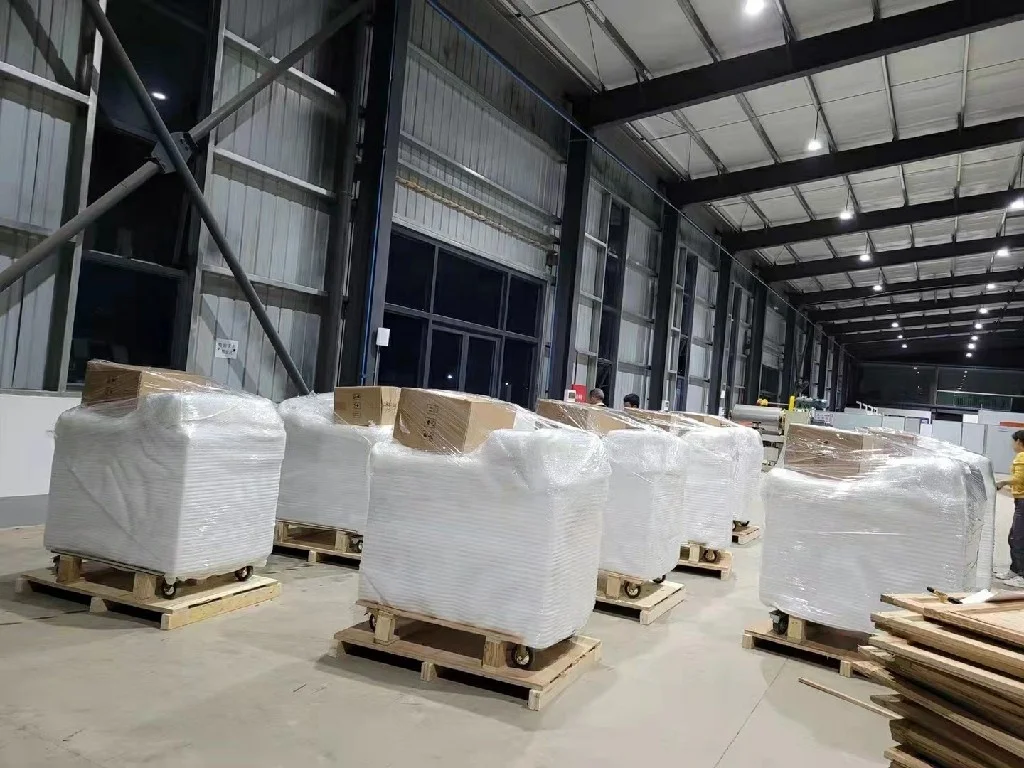 Portable Laser Cleaning Machine 2000W High Cleaning Efficiency Precision Positioning Stainless Steel Wood Water No Consumables