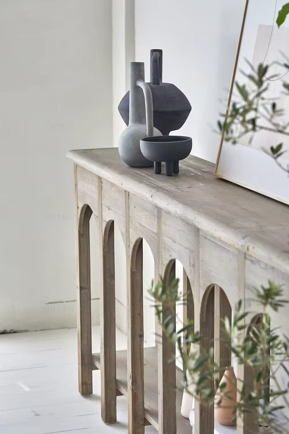 French Style Arc Deco Console Accent Table Vintage Wood Side Display Furniture for Dining Kitchen Living Room and Hotel Use