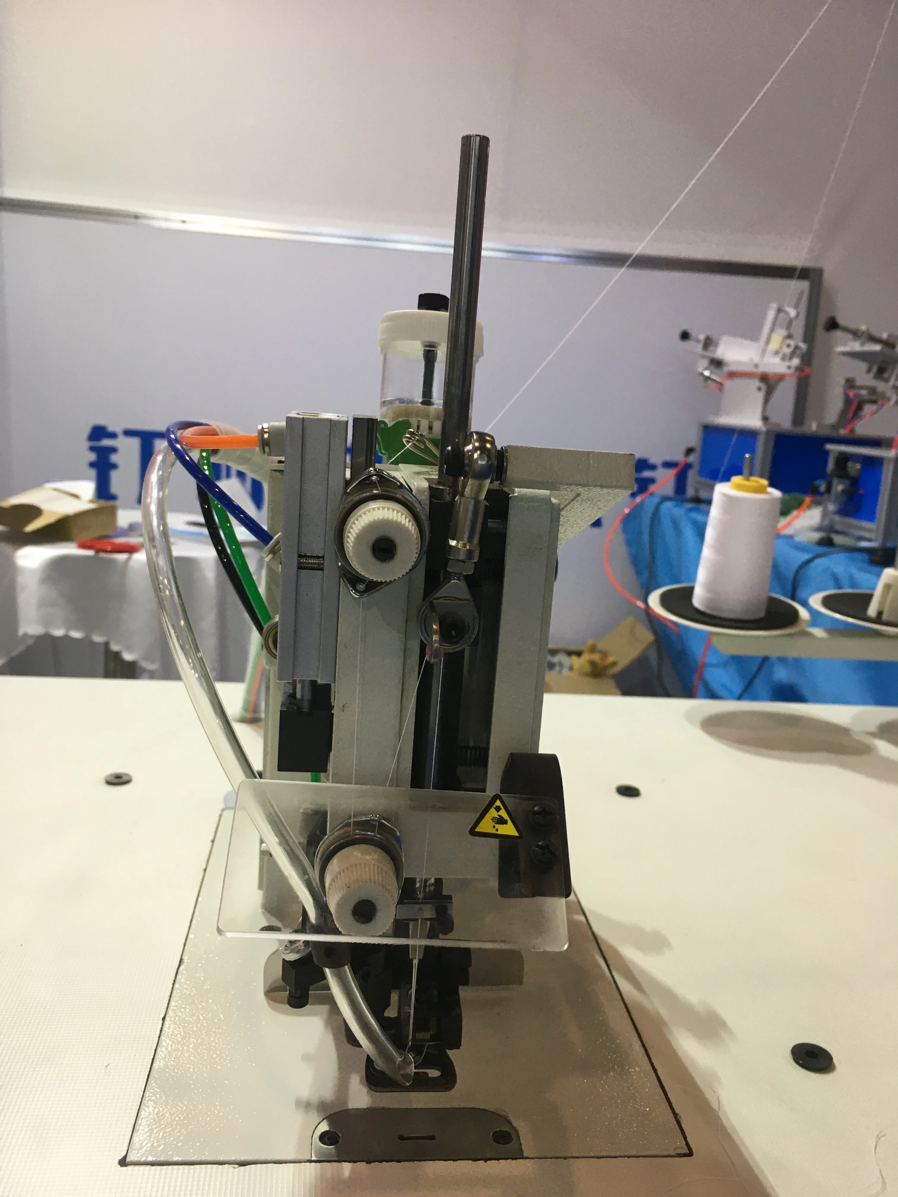 Towels cotton thread sewing machine tagging machine