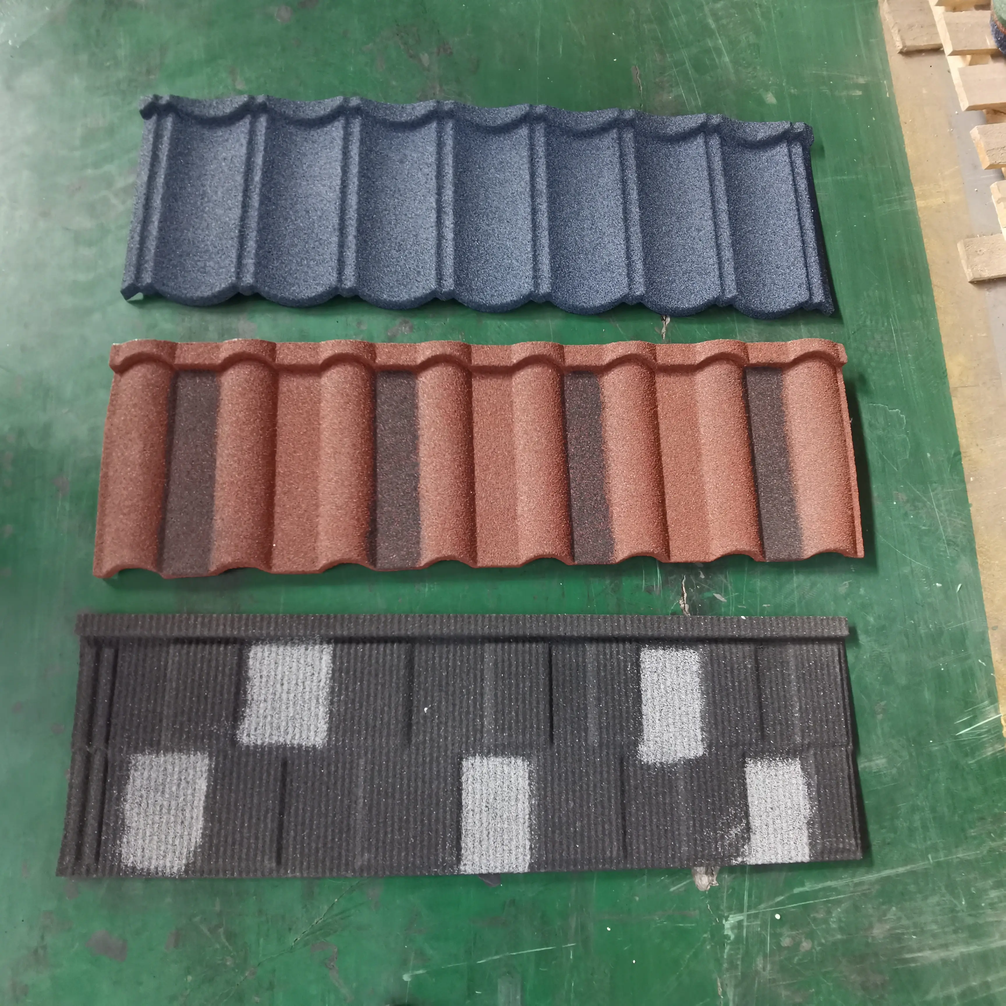No Fading Aluzinc Roofing Sheet  Corrugated Zinc Metal Steel Stone Coated Roof Tiles Price