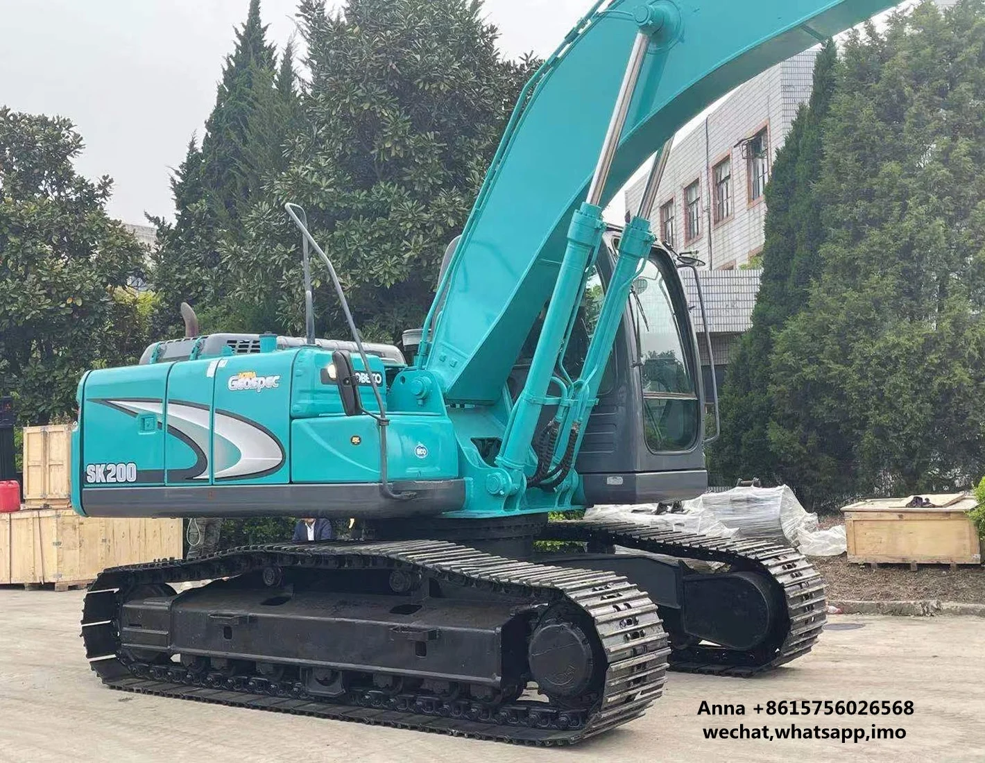 Good condition original KOBELCO SK200 SK200LC-8 used excavators on working