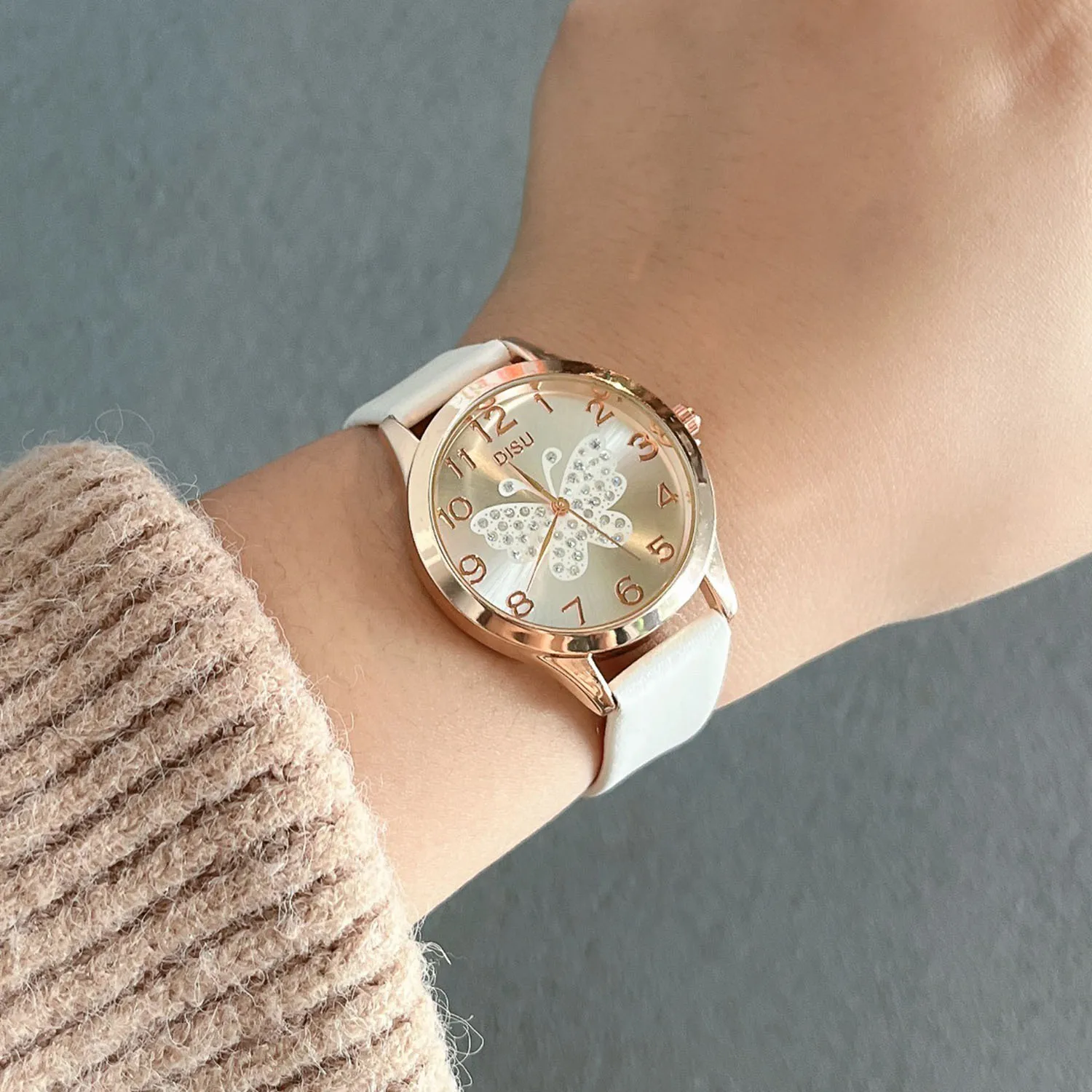 Fashionable Quartz Watch Ladies Alloy Wrist Watch Bracelet Gift Set 6 Piece Set Women Quartz Bracelet Watches For Ladies