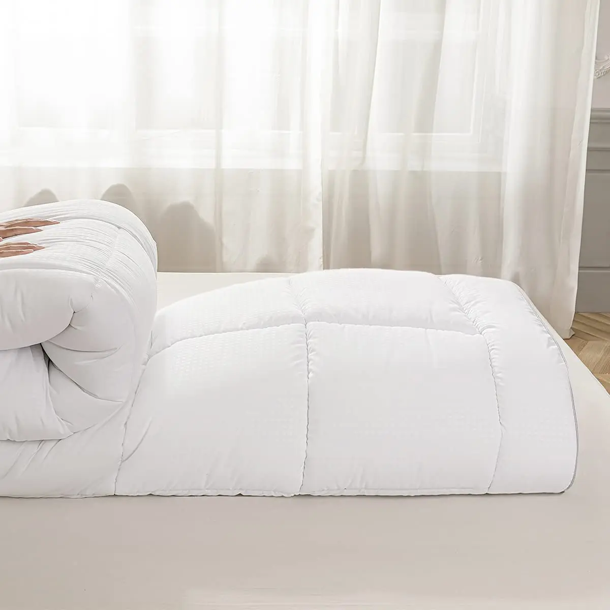 Machine Washable Direct Sales Cheap White Goose Topper Two Layers 10% Goose Down Feather Mattress Topper