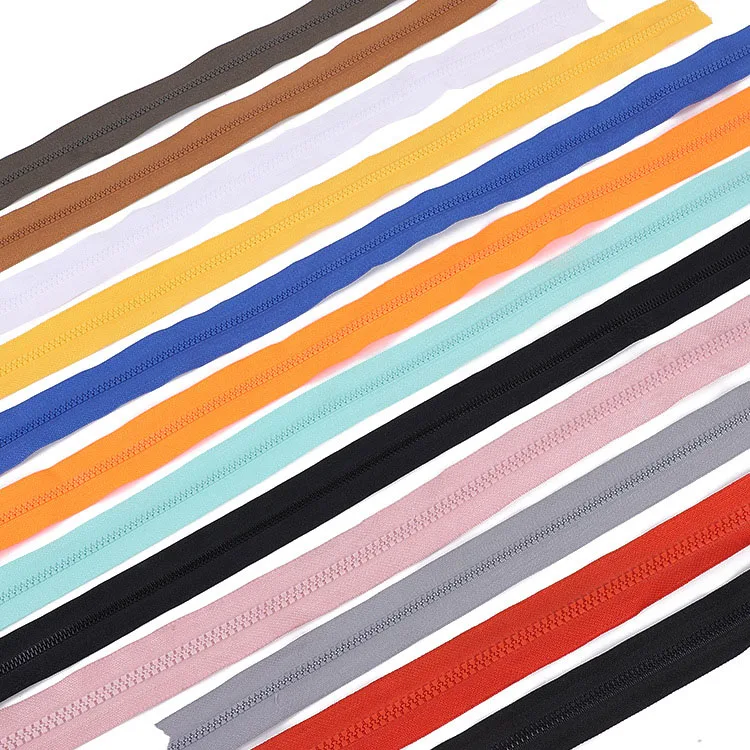 Custom Size 3# 5# Zipper Close End Plastic Zip For Bags Colorful Resin Zipper