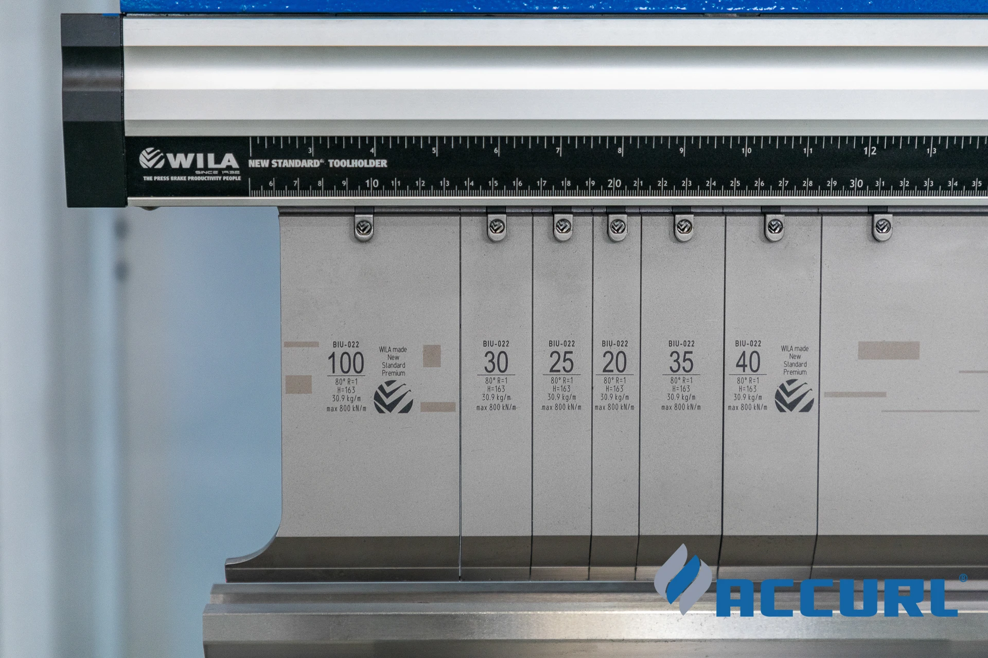 ACCURL CNC Hydraulic Press Brake with Controller Safety 110t/3200mm Bending Machine
