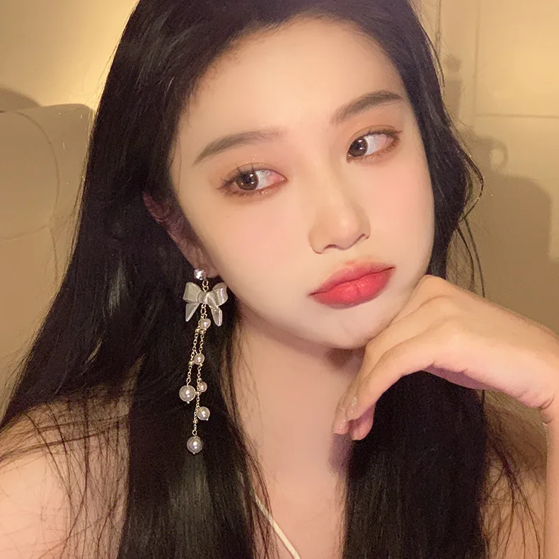 Hot sale fashion pearl tassel zircon butterfly knot long drop earrings for women