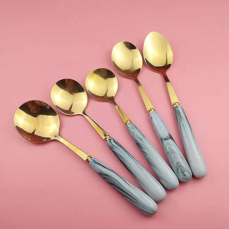 12430806303_1089896985