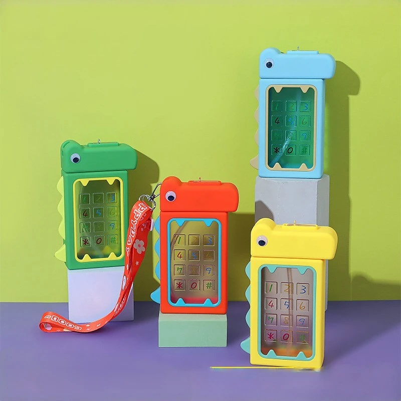 Новая пластиковая бутылка для воды с динозавром 480 мл